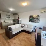 Byla Sun Day Апартаменты Бяла